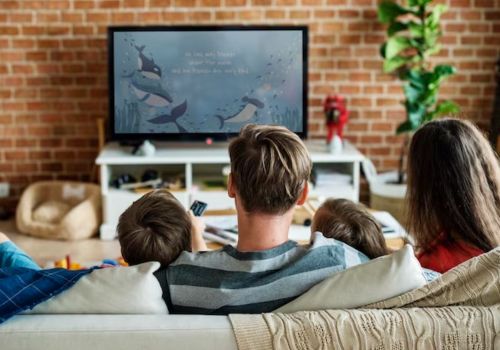 Maratone Filmes e Séries de Graça! Os Apps Imperdíveis Estão Aqui!