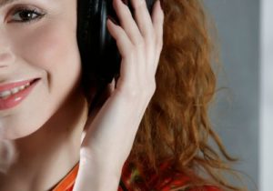 Aplicativos dedicados à transmissão gratuita de música: Conferir!