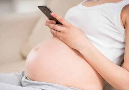 Comunidade da Mães: Conheça os Apps de Gravidez mais Sociais
