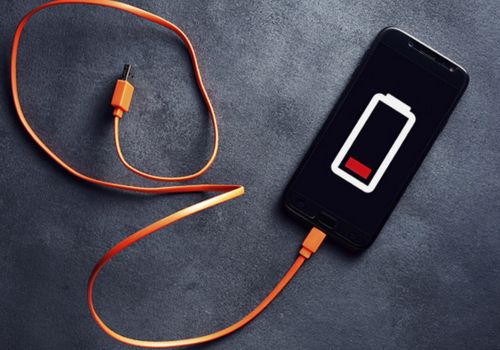 Descubra como economizar a bateria do celular com aplicativos!