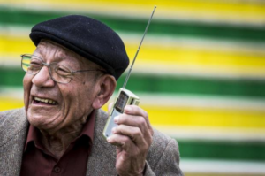 Como Ouvir Rádio Pelo Celular Sem Pagar Nada