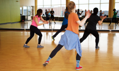 Aulas de zumba em casa grátis para iniciantes e avançados
